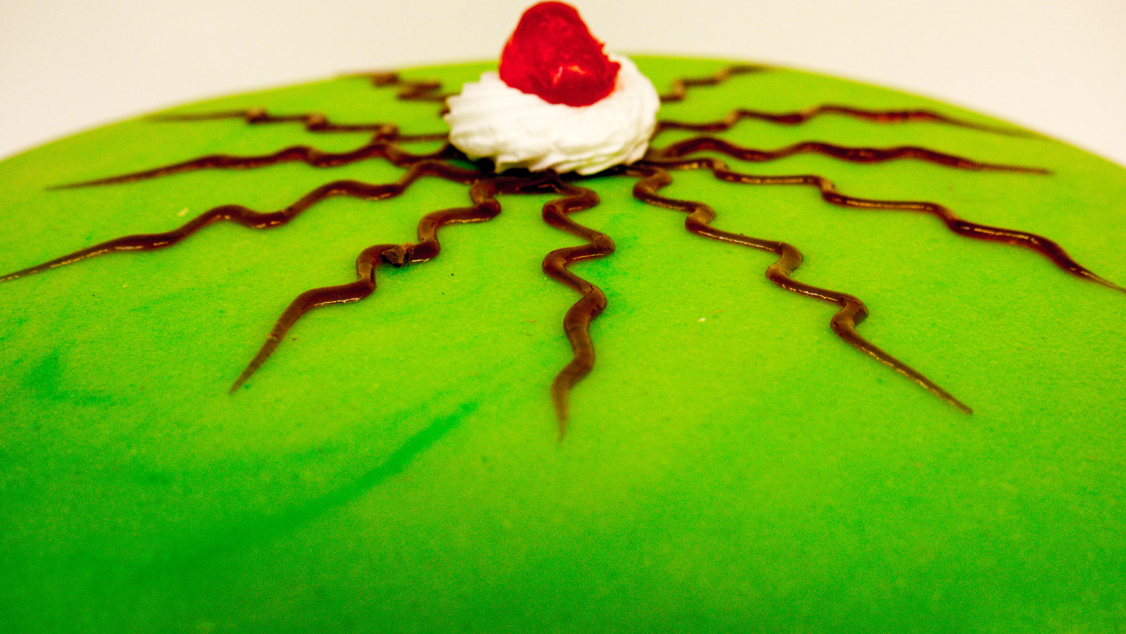 Bomba Cake - Image 3